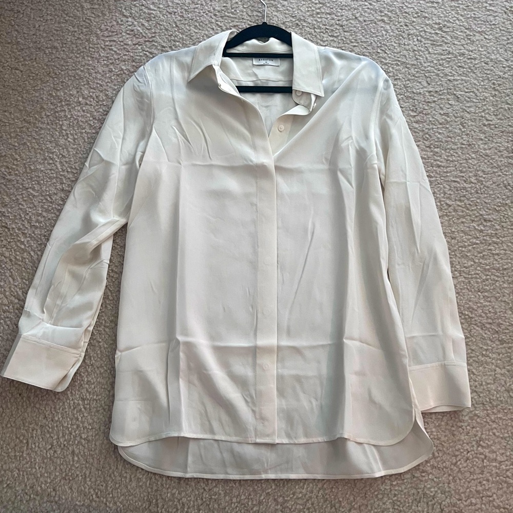 NWOT Aritzia monocle satins shirt XS